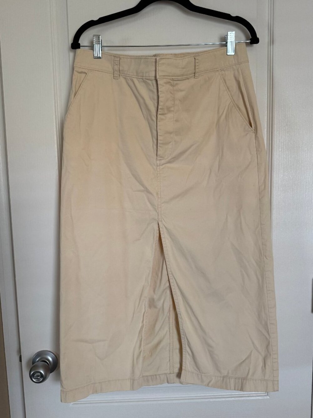 Abercrombie & Fitch Khaki Tailored Midi Skirt — Size M